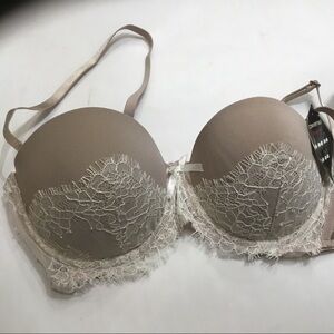 Marilyn MONROE NEW CONVERTIBLE BRA SIZE 36 B